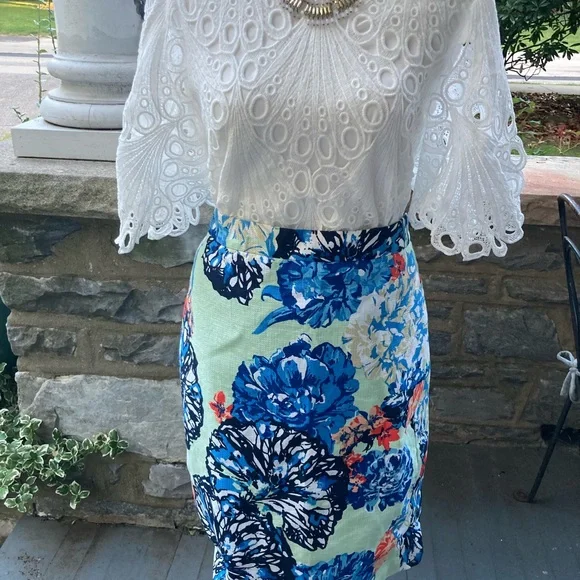 J. Crew Seafoam Green & Blue Floral Cottagecore Skirt EUC Size 10 - Picture 1 of 14